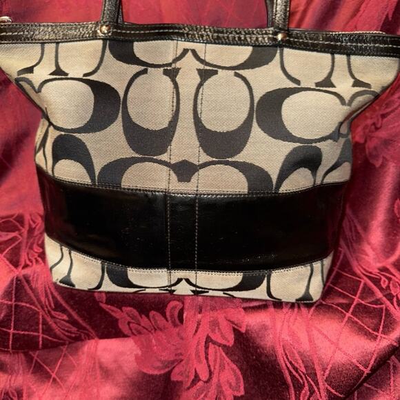 Vintage Coach shoulder bag ,Black & Grey - Picture 3 of 7